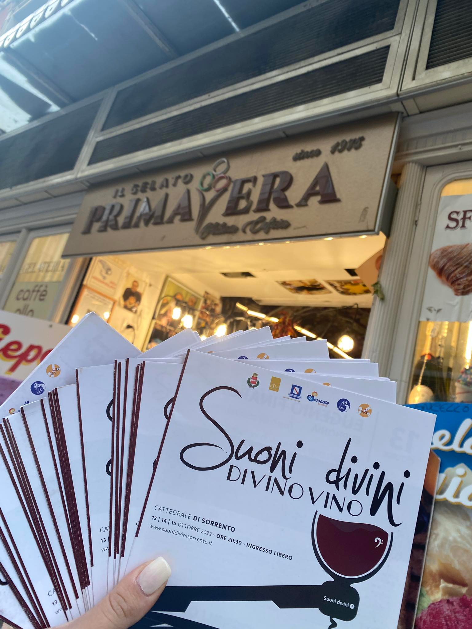 In giro si legge di noi…….
 SUONI DIVINI DIVINO VINO XI Ed 
 Questa sera  20:30…