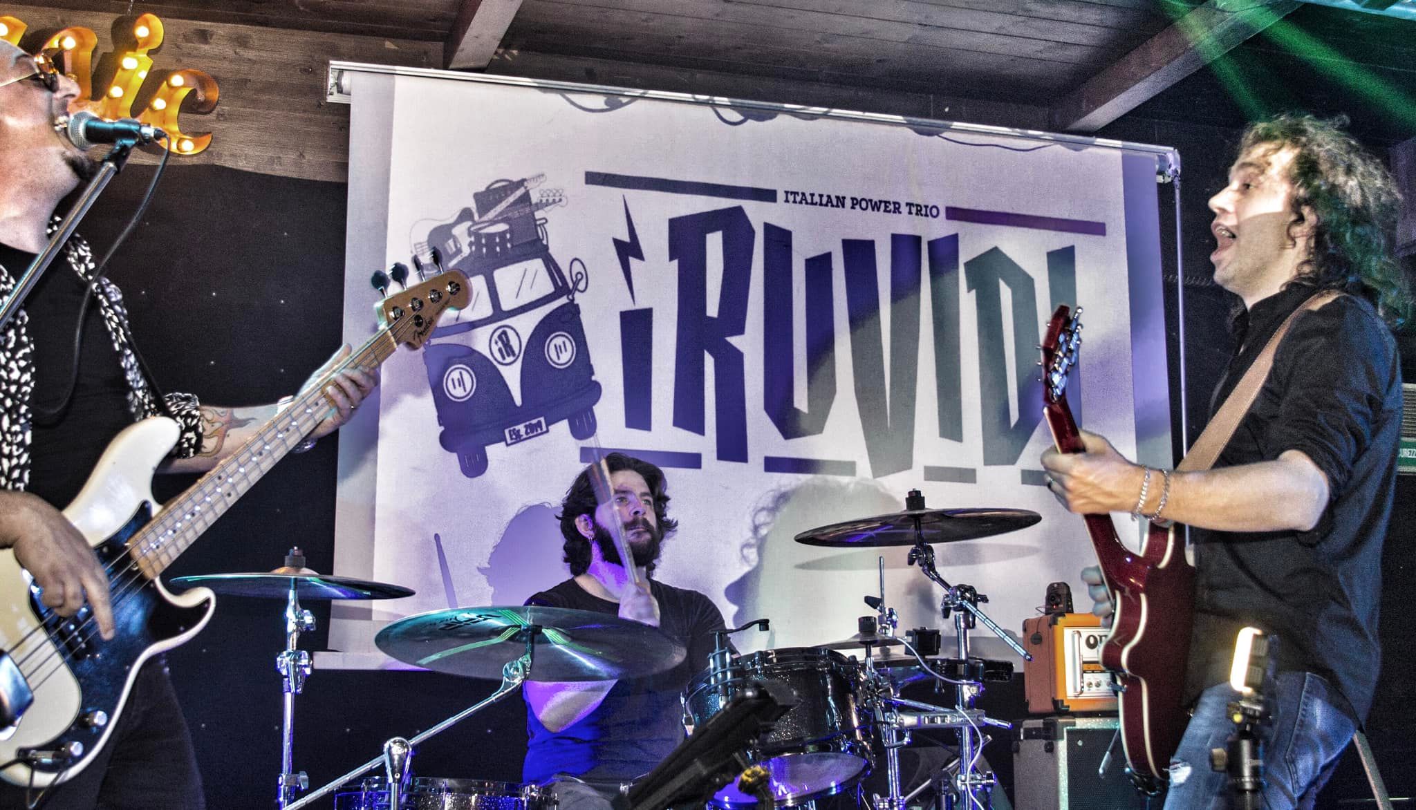 Ciao a tutti! Vorrei presentarmi e condividere una foto che ho scattato