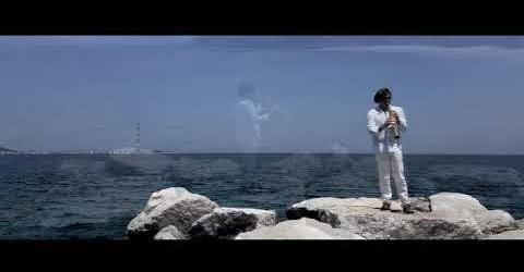 WATER VIBES
“Le vibrazioni dell’acqua”

Il movimento delle onde che si infrangon…