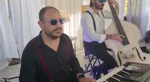 ” I Musicisti presentano un progetto basato sulla rivisitazione di standard jazz…