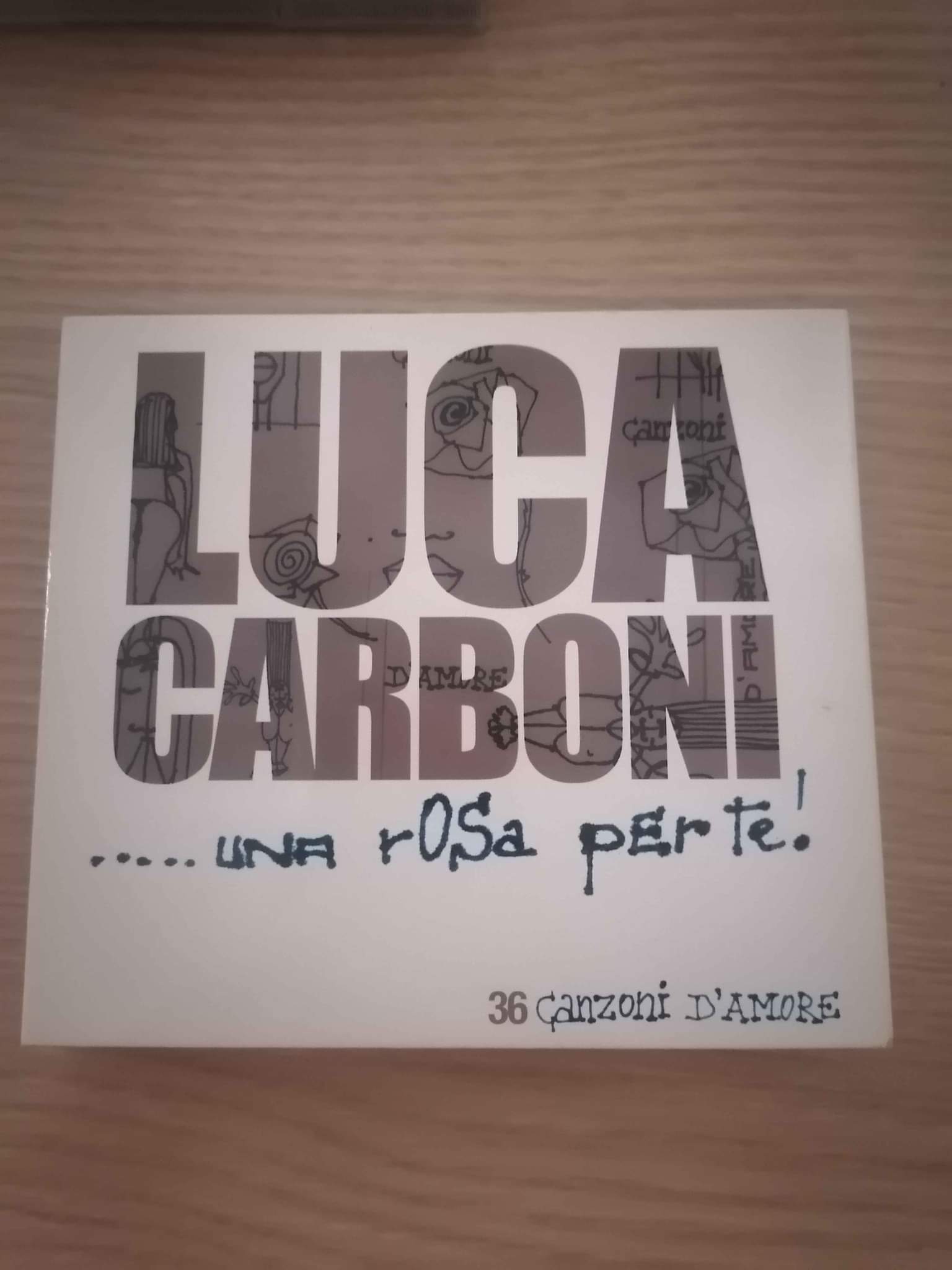 Cd Luca carboni 3 cd usato ma ottimo stato
 Ritiro a mano mariano comense Bresci…