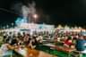 Potrebbe essere un'immagine raffigurante folla