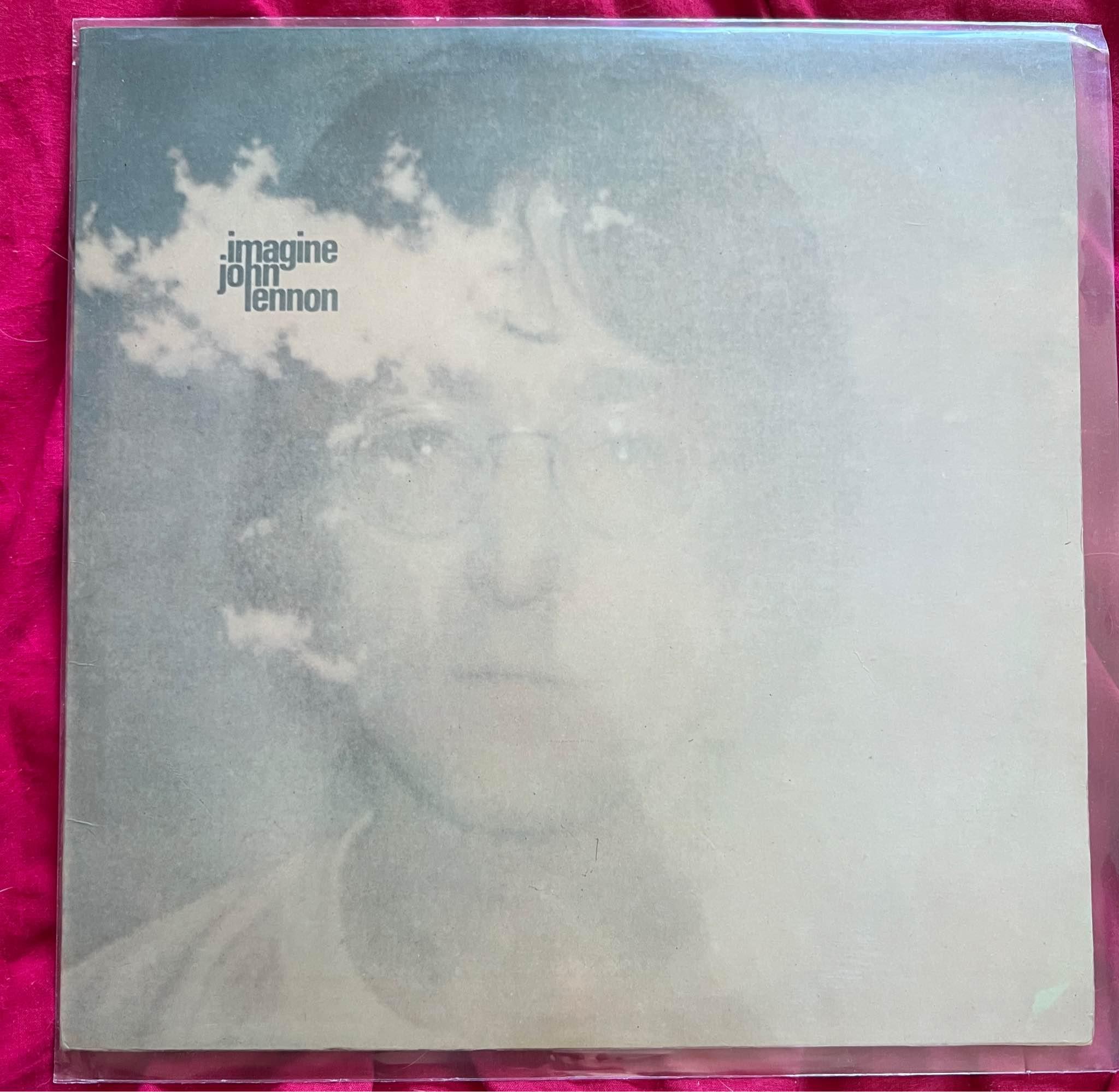 Vendo Lp disco in vinile John Lennon – Imagine in buone condizioni a 25 euro com…