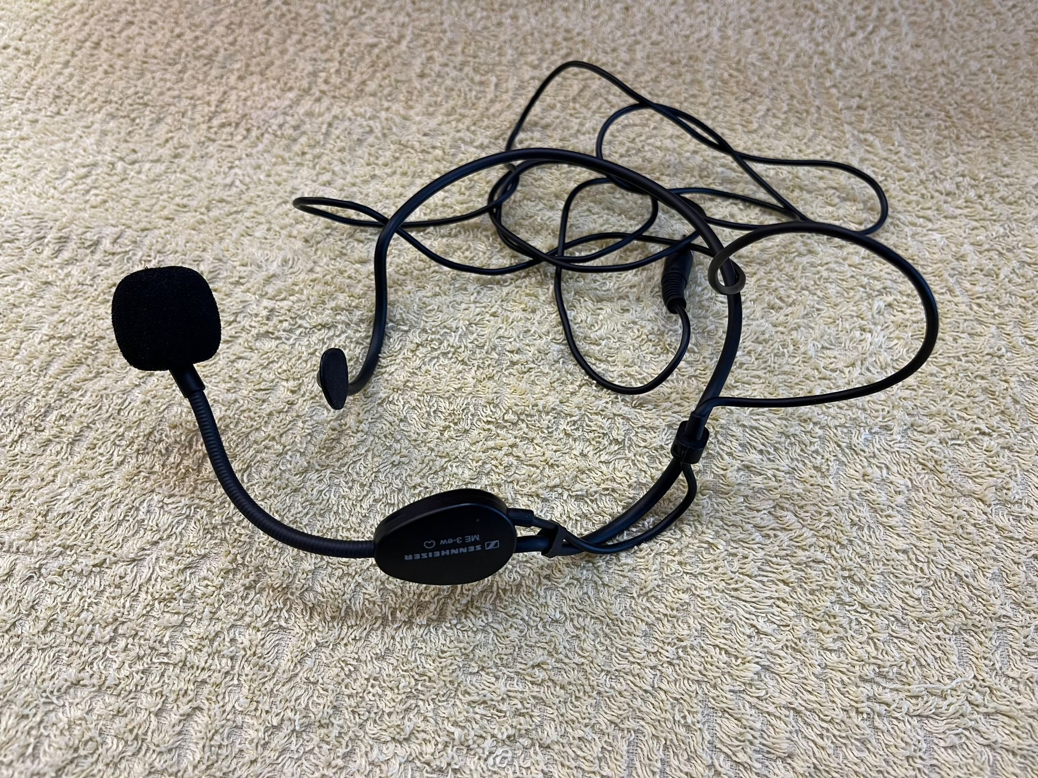 “Per gli amici Italiani parlo anche in Italiano e se scorrete in basso troverete…