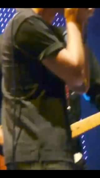 NON DEVI MANCARE !!!  venerdì 29 marzo -Uno LIVE stratosferico
 Prenota subito i…