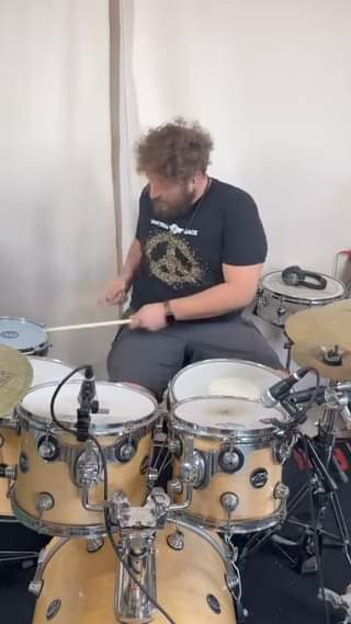 Trova la Band giusta per il tuo evento su Who Play – Live Music Matters il nuov…