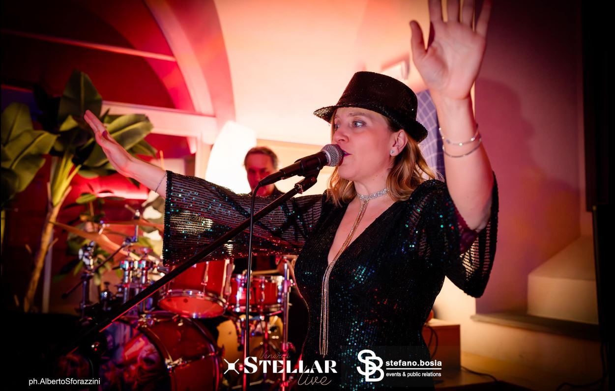 mercoledì 24 e venerdì 26 i Velvet Dreams  at The Stellar ottima musica e ottimo…