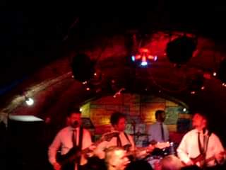 Sabato 8 Giugno ore 21 @ I LOVE TRA (VI)