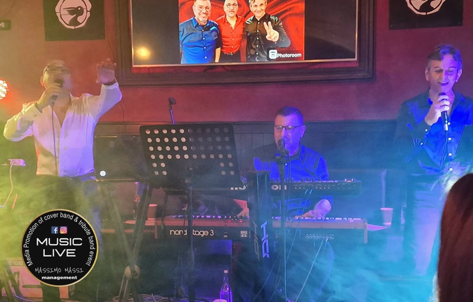 @tutti
 Music Live Massimo Massi Management
Serata del 2 Maggio, Noolas Pub Rocc…