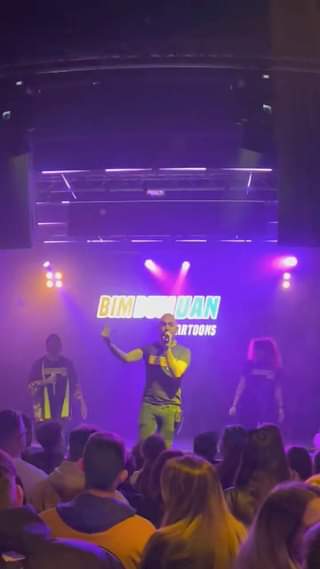 Siete pronti per questa super estate?
Manca poco e finalmente  il party cartoon/…