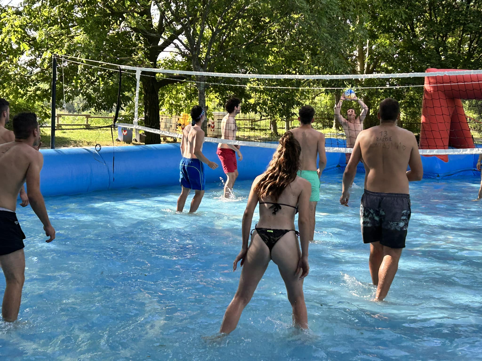 PUERTO GALERA Rock Live starts ore 19